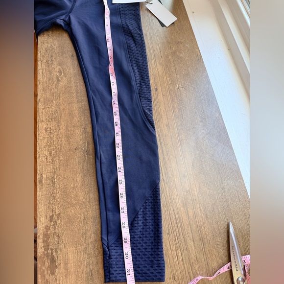 Koral Women’s Blue Mesh Panel Harlow High Rise Energy Legging Size M NWT - Picture 7 of 7